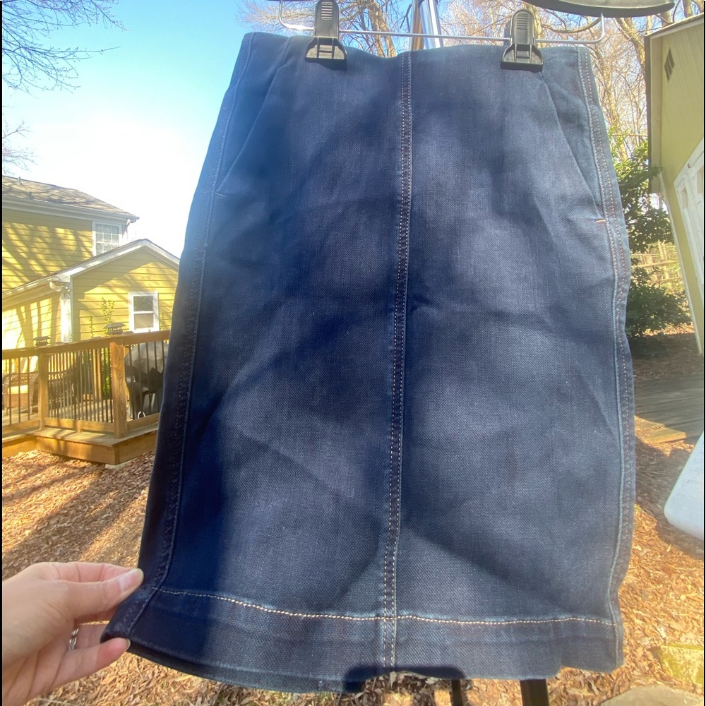 BUY1 GET1 FREE🌺 
Loft  Denim Skirt BNWOT